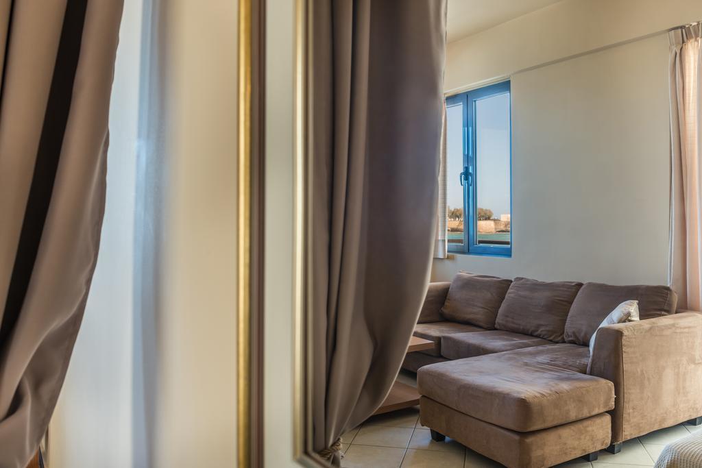 חאניה Nais Apartments & Studios מראה חיצוני תמונה